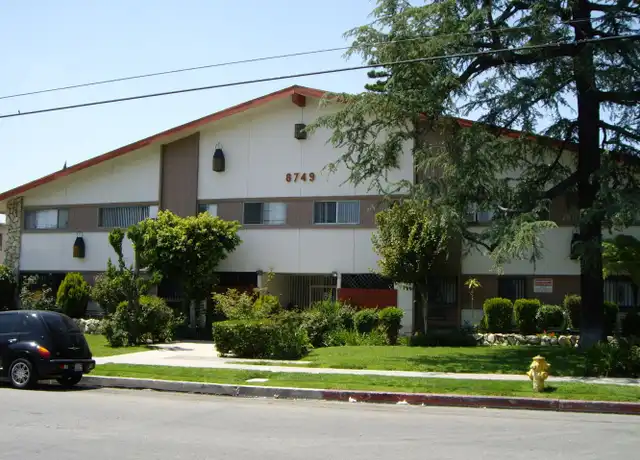 Property at 8749 Tobias Ave Unit 18, Panorama City, CA, 91402, 1 bed, 1 bath, [object Object]
