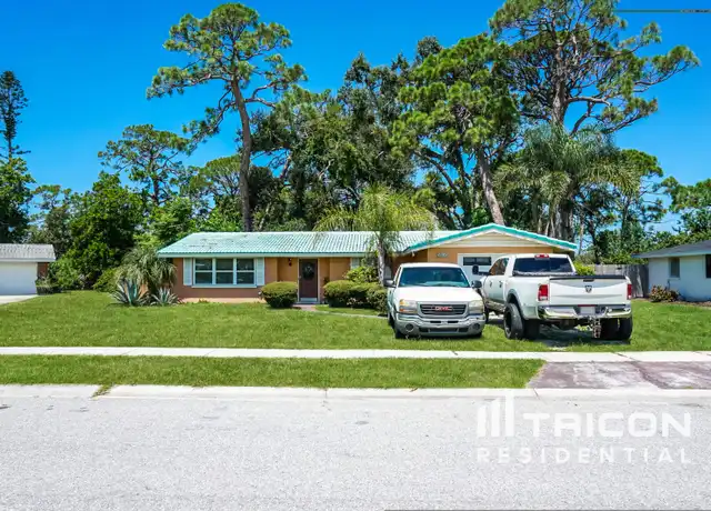 Property at 2432 Breakwater Cir, Sarasota, FL, 34231, 3 beds, 2 baths, [object Object]