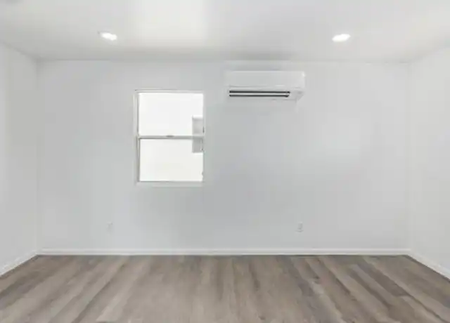 Property at 809 N 10th Ave Unit 2, Phoenix, AZ, 85007, 0 beds, 1 bath, [object Object]
