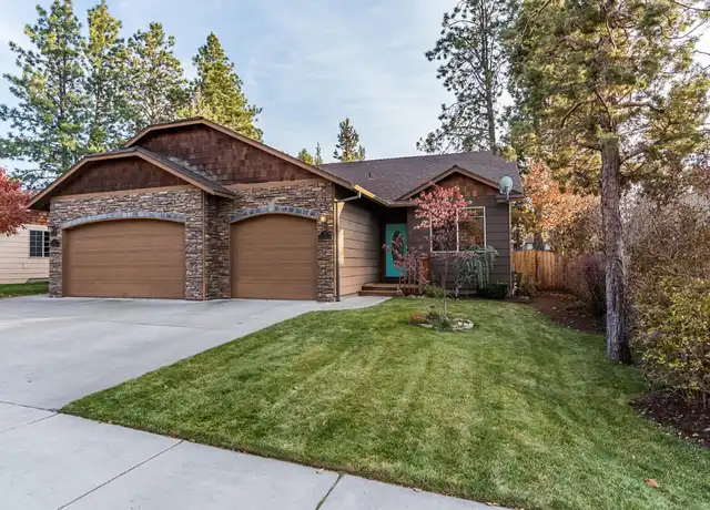 Property at 35 SW Cleveland Ave, Bend, OR, 97702, 2 beds, 2 baths, [object Object]