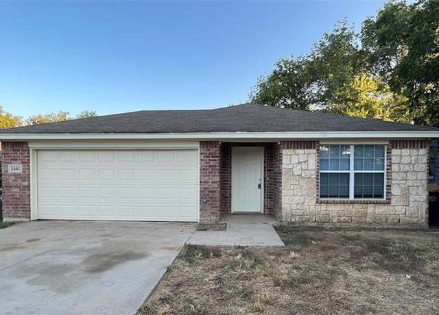 Photo of 5440 David Strickland Rd, Fort Worth, TX 76119