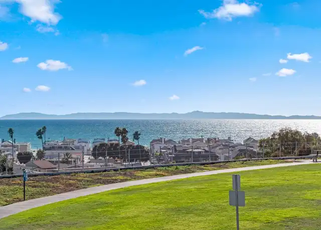 Property at 200 Paris Ln #214, Newport Beach, CA, 92663, 3 beds, 3 baths, [object Object]