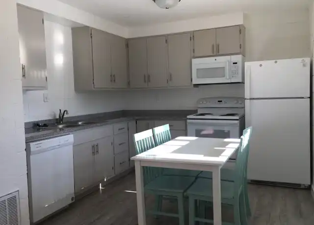Property at 8 N 800 W, Cedar City, UT, 84720, 2 beds, 1 bath, [object Object]