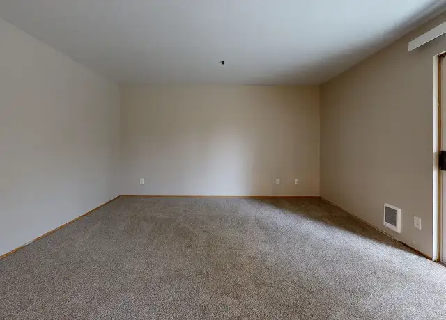 Photo of 23900 SE Stark St, Gresham, OR 97030
