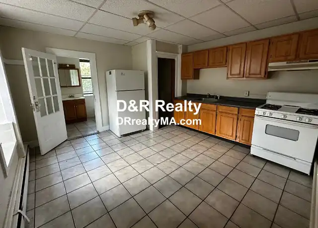 Property at 3 Harvard St Unit 3, Cambridge, MA, 02138, 2 beds, 1 bath, [object Object]