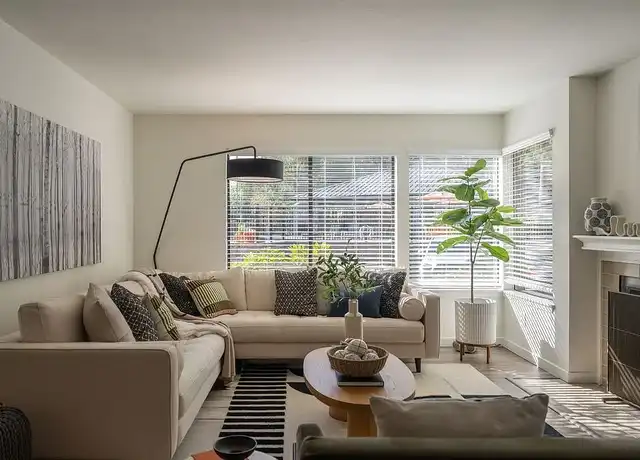 Property at Park Bellevue - 1515 Bellevue Way NE, Bellevue, WA, 98004, 1-2 bed, 1-2 bath, [object Object]