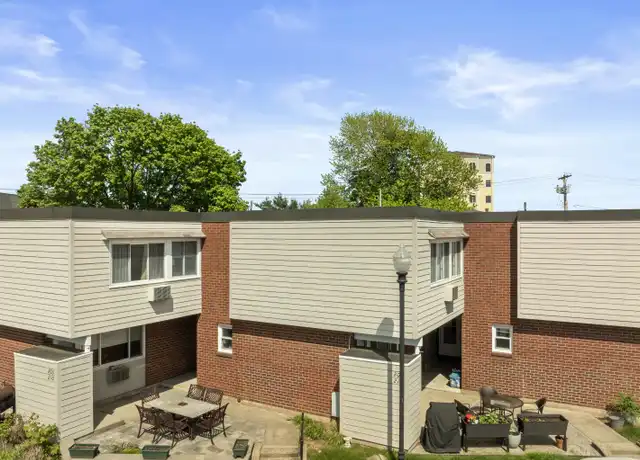 Property at 211 West Walk, West Haven, CT, 06516, 2 beds, 1 bath, [object Object]