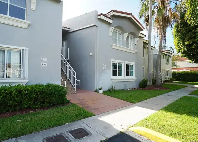 Property at 4752 NW 114th Ave #202, Doral, FL, 33178, 3 beds, 2 baths, [object Object]