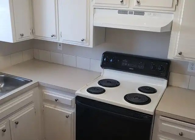Property at 2736 NW Main St Unit 102, Glenwood, OR, 97116, 2 beds, 1.5 baths, [object Object]
