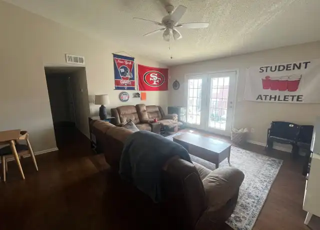 Property at 120 15th St E #519, Tuscaloosa, AL, 35401, 2 beds, 2 baths, [object Object]
