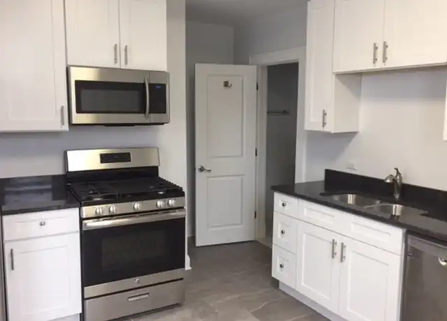 Property at 3316 N Southport Ave, Chicago, IL, 60657, 2 beds, 2 baths, [object Object]