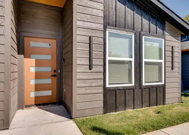 Property at 3020 Henry St Unit B, Greenville, TX, 75401, 3 beds, 2 baths, [object Object]