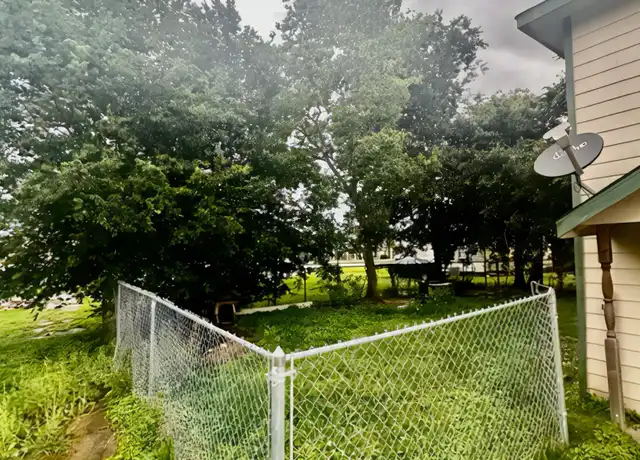 Property at 1270 7th Ave, Port Arthur, TX, 77642, 2 beds, 1 bath, [object Object]