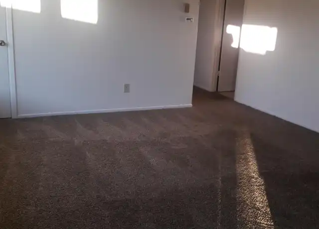 Property at 708 Norman Ave NE Unit 4, Salem, OR, 97301, 2 beds, 1 bath, [object Object]