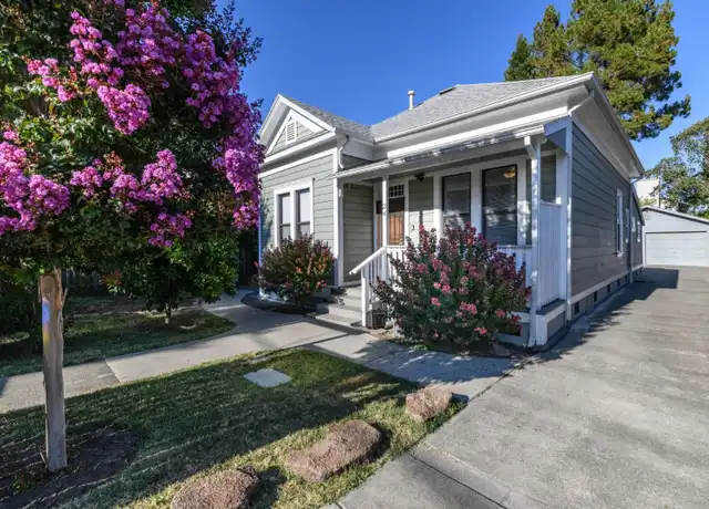 Property at 24 S University St, Healdsburg, CA, 95448, 2 beds, 1.5 baths, [object Object]