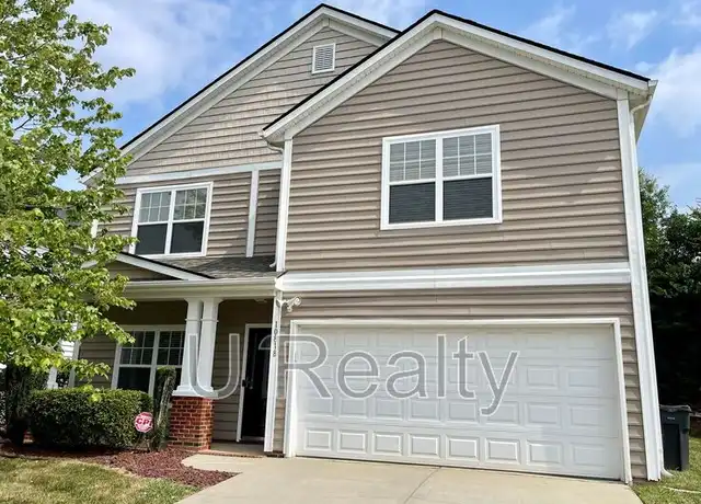 Property at 10818 Slalom Hill Rd, Charlotte, NC, 28278, 3 beds, 2.5 baths, [object Object]