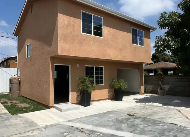 Property at 419 N Sloan Ave, Compton, CA, 90221, 3 beds, 1.5 baths, [object Object]