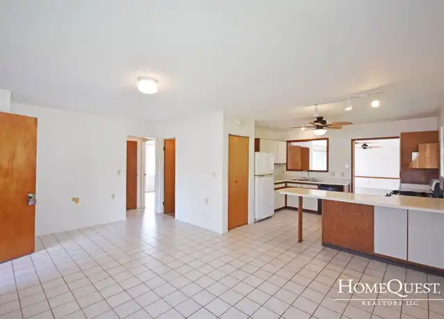 Property at 545 Punaa St Unit 2BR, Kailua, HI, 96734, 2 beds, 1 bath, [object Object]