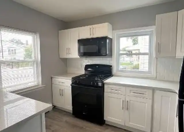 Property at 254 Stewart Ave Unit 2A, Hempstead, NY, 11550, 1 bed, 1 bath, [object Object]