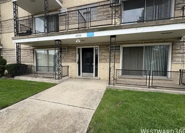 Property at 1135 W 127th Pl Unit A2, Calumet Park, IL, 60827, 1 bed, 1 bath, [object Object]