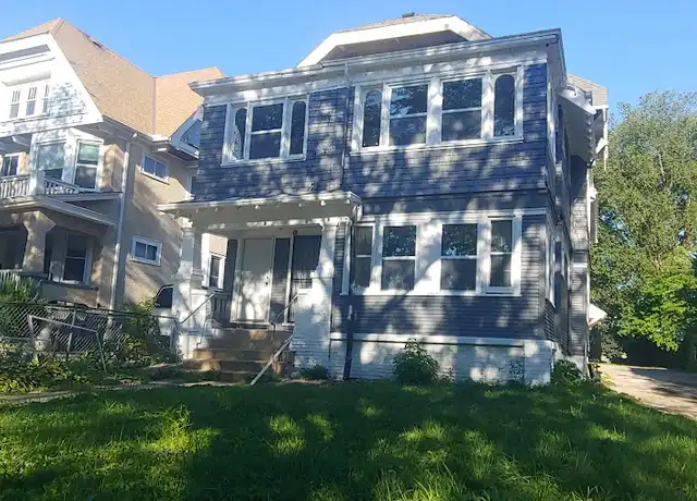 Property at 4266 W Highland Blvd Unit 1, Milwaukee, WI, 53208, 2 beds, 1 bath, [object Object]