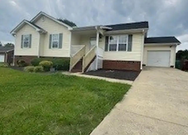 Property at 925 Skeet Club Rd, High Point, NC, 27265, 4 beds, 2.5 baths, [object Object]