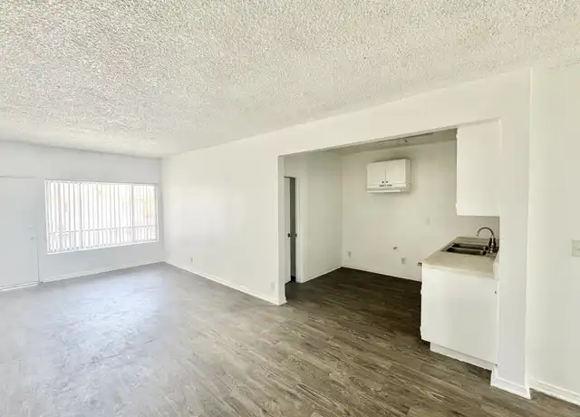 Property at 8900 Baring Cross St Unit 10, Los Angeles, CA, 90044, 3 beds, 1 bath, [object Object]