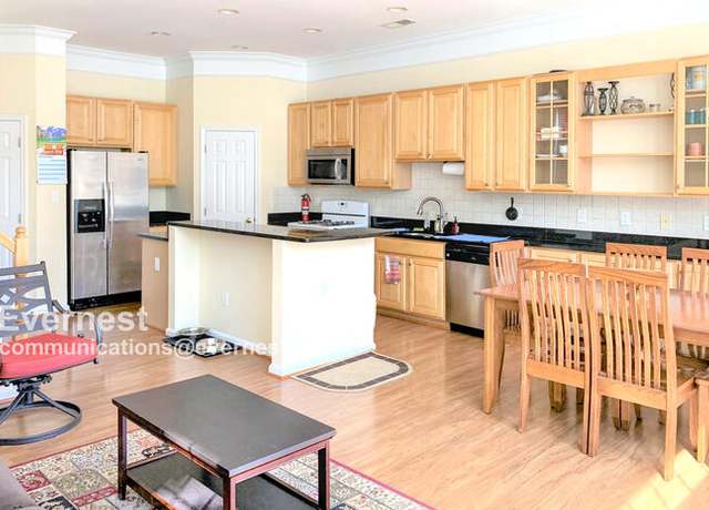 Photo of 43559 Mink Meadows St, Chantilly, VA 20152