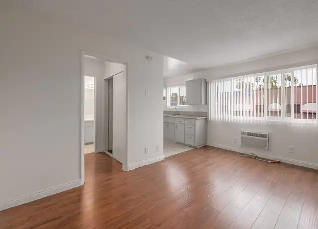 Property at 981 Elden Ave Unit 08, Los Angeles, CA, 90006, 0 beds, 1 bath, [object Object]