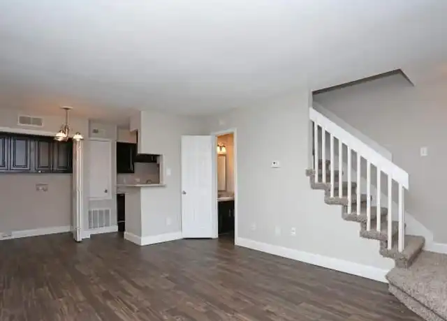 Property at 10925 Briar Forest Dr Unit 3047, Houston, TX, 77042, 3 beds, 2 baths, [object Object]