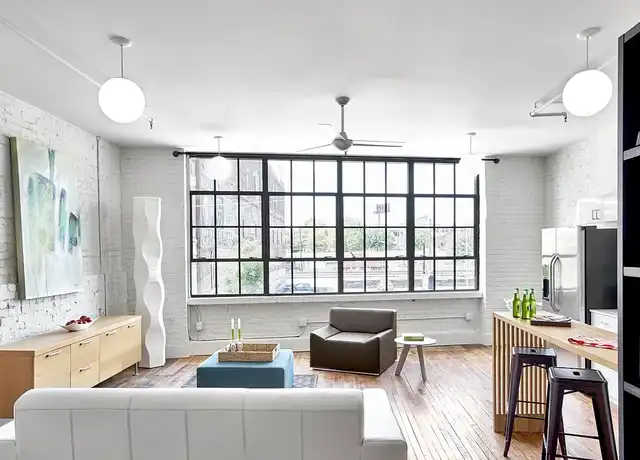 Property at The Daniel - 118 W Jackson Ave, Knoxville, TN, 37902, 2 beds, 1 bath, [object Object]