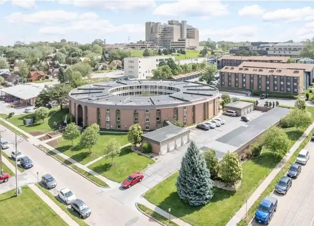 Property at Rosecliff - 1915 S 44th St, Omaha, NE, 68105, 1-2 bed, 1 bath, [object Object]
