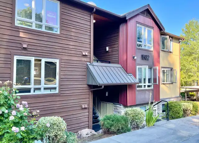 Property at 15132 NE 82nd St #304, Redmond, WA, 98052, 2 beds, 1 bath, [object Object]