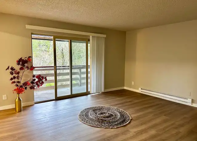 Property at 1761 S 305th Pl Unit B, Federal Way, WA, 98003, 2 beds, 1 bath, [object Object]