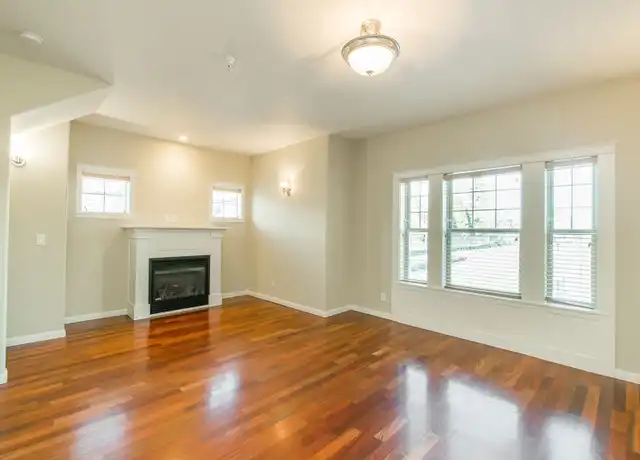 Property at 308-394 SW Eastman Pkwy Unit PAR334, Gresham, OR, 97080, 3 beds, 2.5 baths, [object Object]
