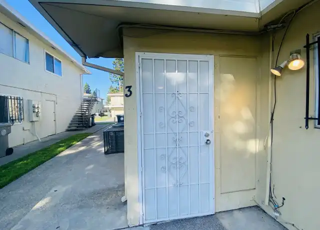 Property at 7376 Franklin Blvd, Sacramento, CA, 95823, 2 beds, 1 bath, [object Object]