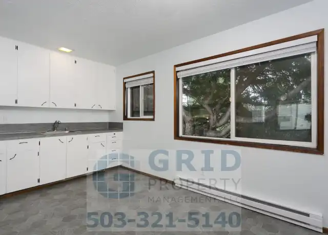 Property at 1131 SE 17th Ave Unit F, Portland, OR, 97214, 1 bed, 1 bath, [object Object]