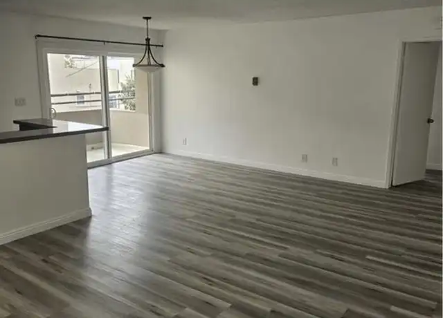 Property at 11924 Montana Ave Unit 8, Los Angeles, CA, 90049, 2 beds, 2 baths, [object Object]