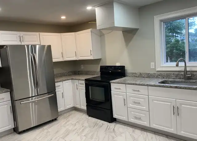 Property at 150 Hamilton St Unit 1, Worcester, MA, 01604, 3 beds, 1 bath, [object Object]