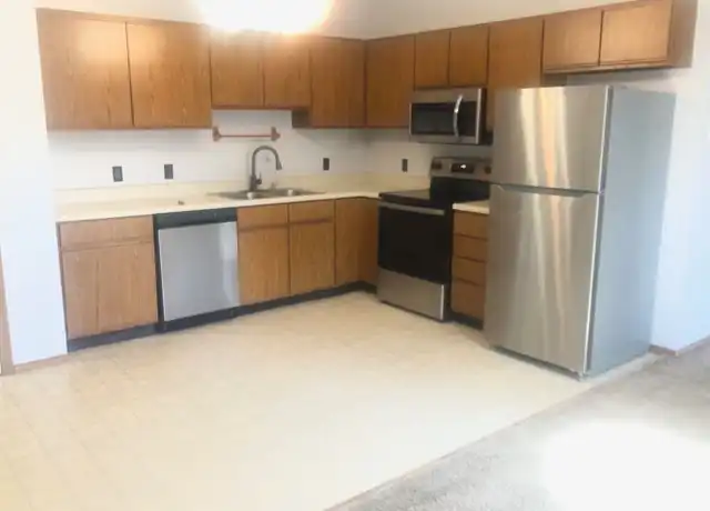 Property at 1414 Croxton Ave Unit 8, Bloomington, IL, 61701, 2 beds, 1 bath, [object Object]