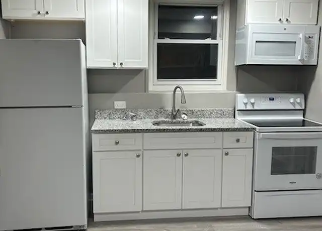Property at 626 N Maxwell St Unit B1, Allentown, PA, 18109, 1 bed, 1 bath, [object Object]