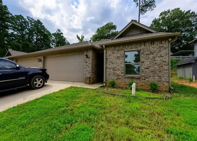 Property at 2647 Westminster Dr, Tyler, TX, 75701, 3 beds, 2 baths, [object Object]