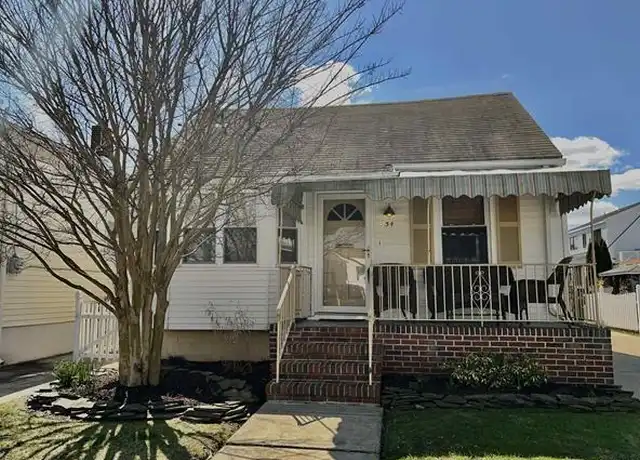 Property at 34 N Essex Ave, Margate City, NJ, 08402, 2 beds, 1 bath, [object Object]