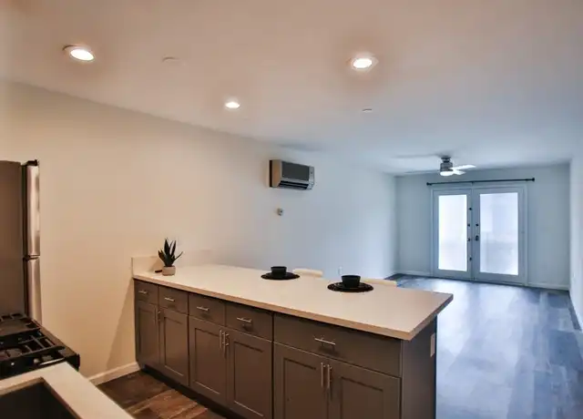 Property at 17200 Newhope St #206, Fountain Valley, CA, 92708, 1 bed, 1 bath, [object Object]