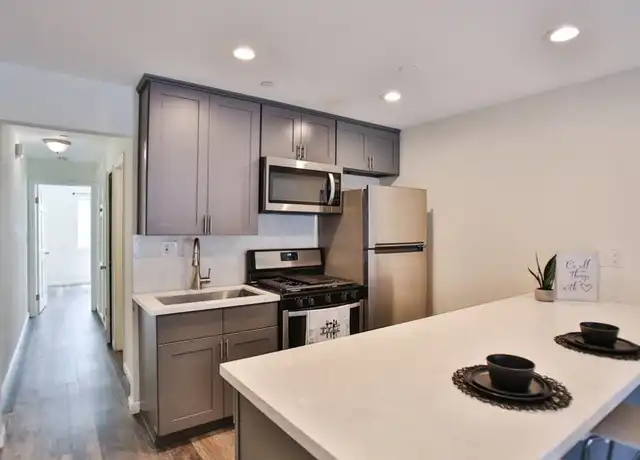 Property at 17200 Newhope St #206, Fountain Valley, CA, 92708, 1 bed, 1 bath, [object Object]