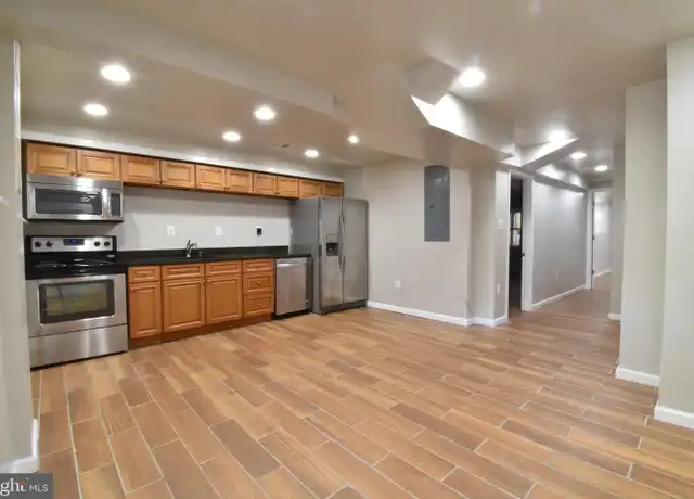 Property at 620 Princeton Pl NW Unit B, Washington, DC, 20010, 2 beds, 1 bath, [object Object]
