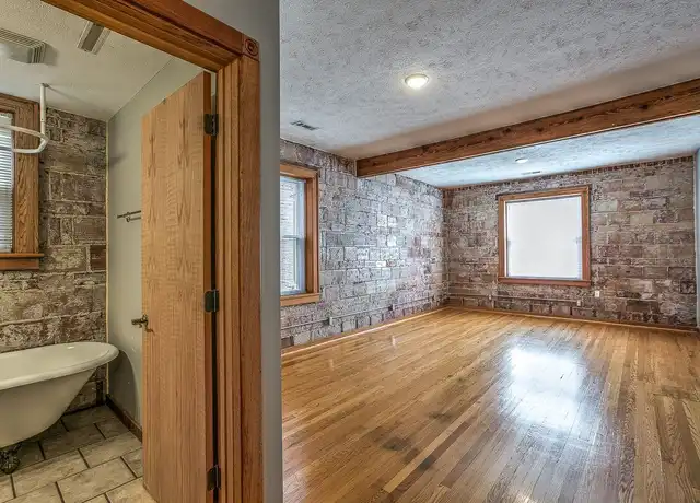 Property at Alma - 324 S 27th Ave, Omaha, NE, 68131, 1 bed, 1 bath, [object Object]