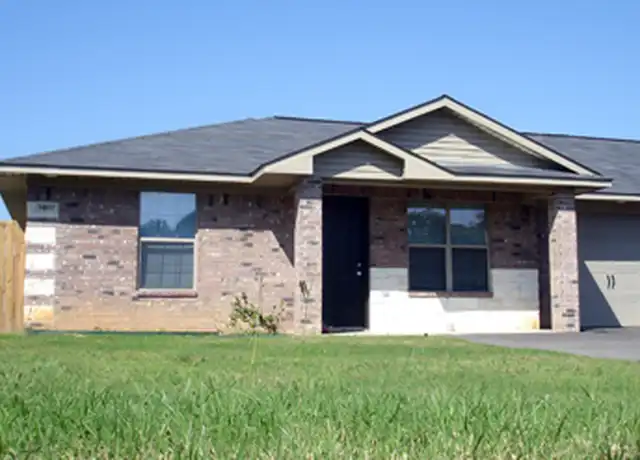 Property at 17028 Loring Ln, Lindale, TX, 75771, 2 beds, 2 baths, [object Object]