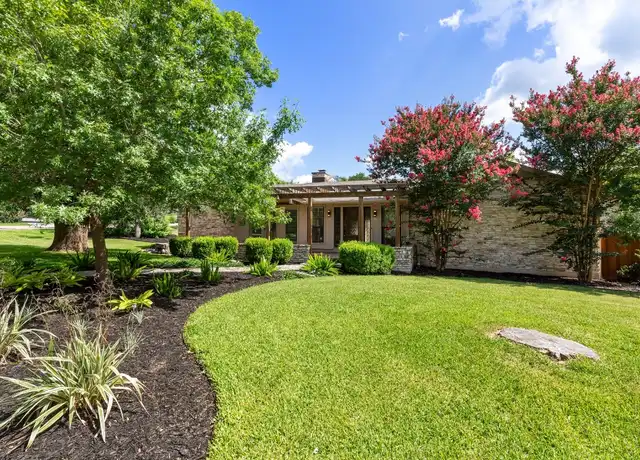 Property at 700 Grey Fox Trl, Austin, TX, 78746, 4 beds, 3.5 baths, [object Object]