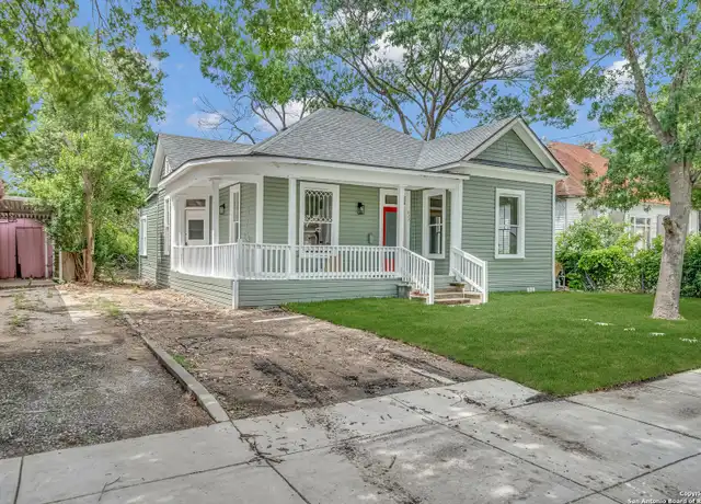 Property at 822 Lamar St, San Antonio, TX, 78202, 3 beds, 2 baths, [object Object]